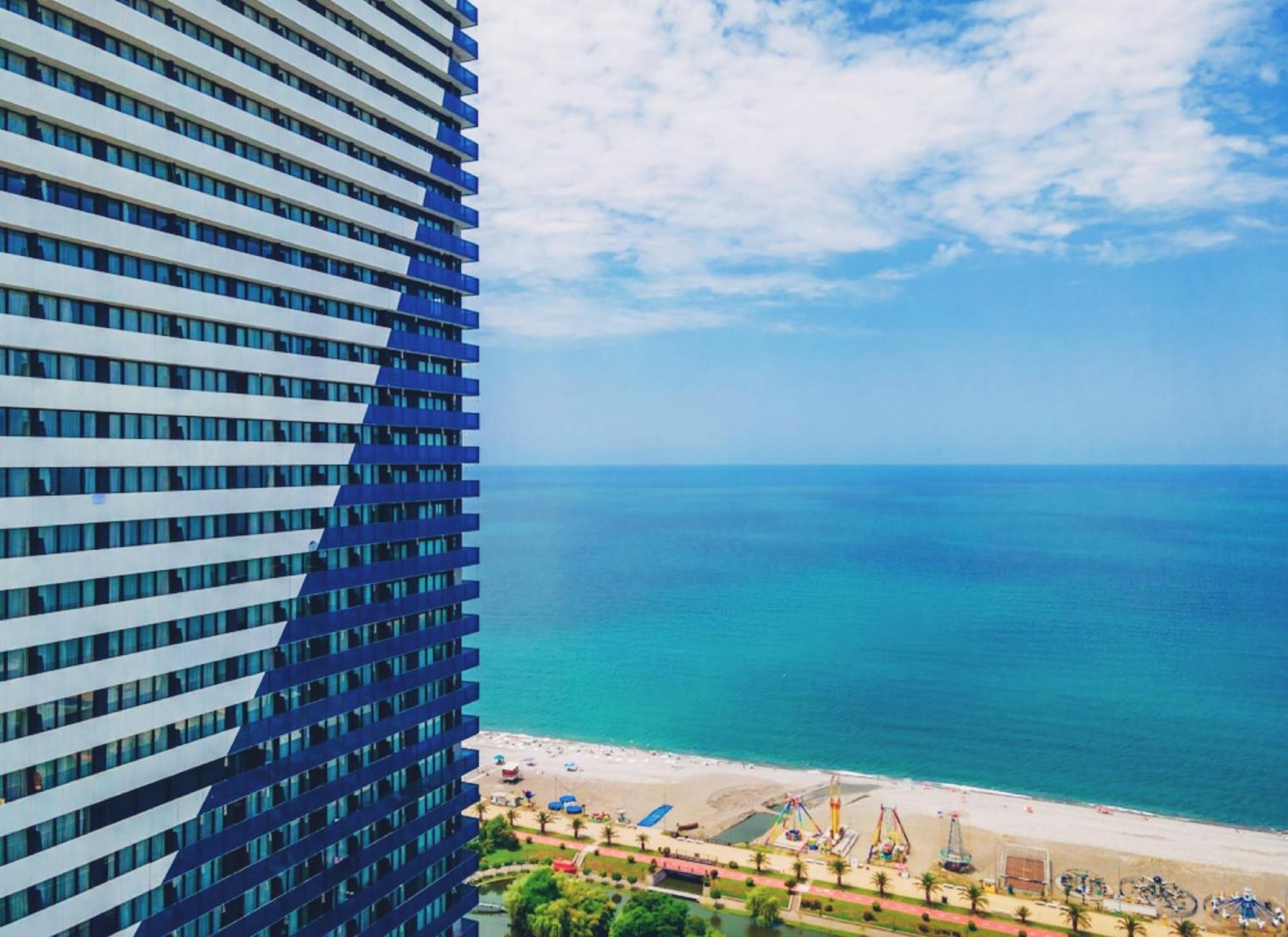 Orbi City Sea View Aparthotel Batumi Exterior photo