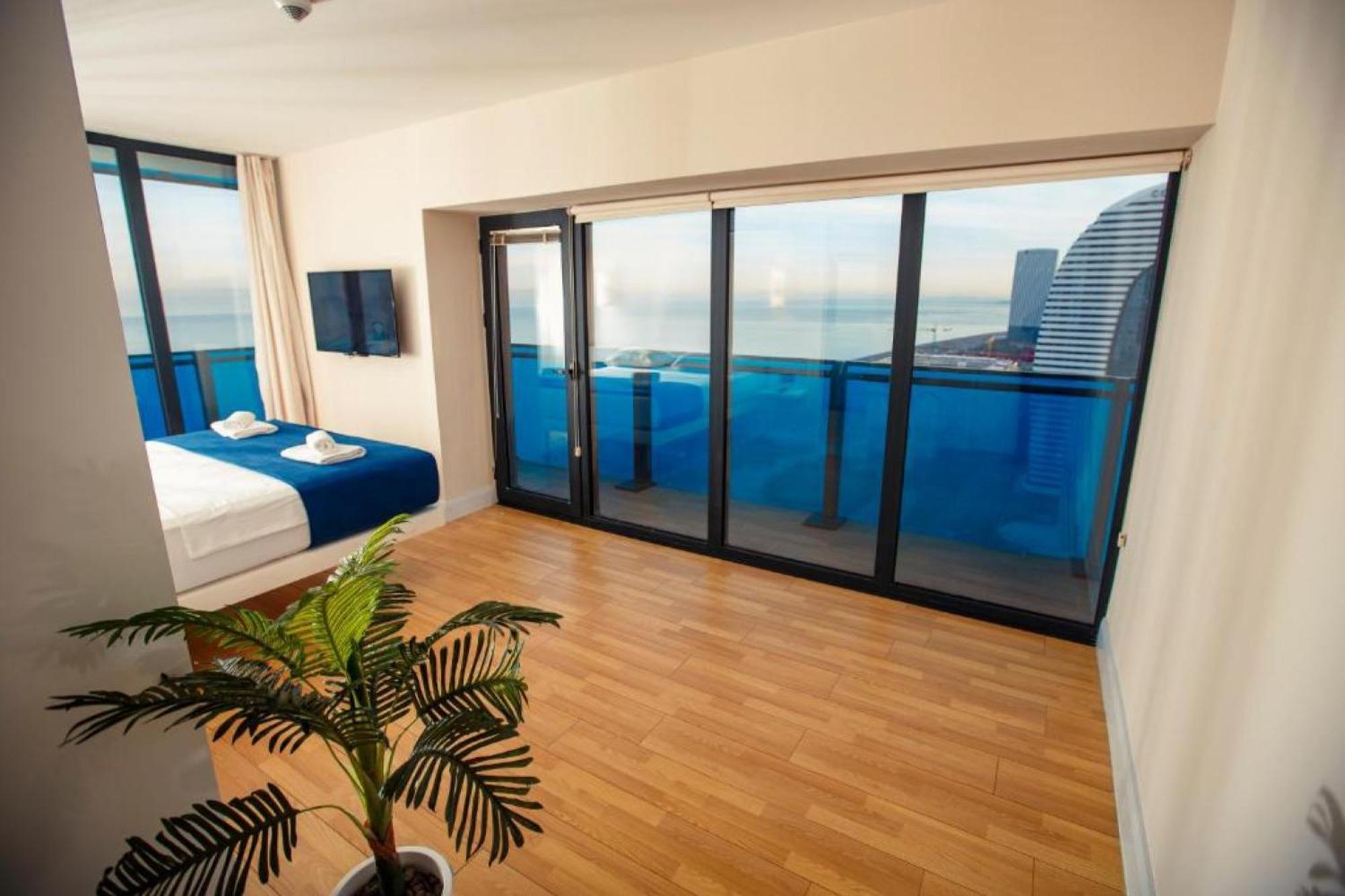 Orbi City Sea View Aparthotel Batumi Exterior photo
