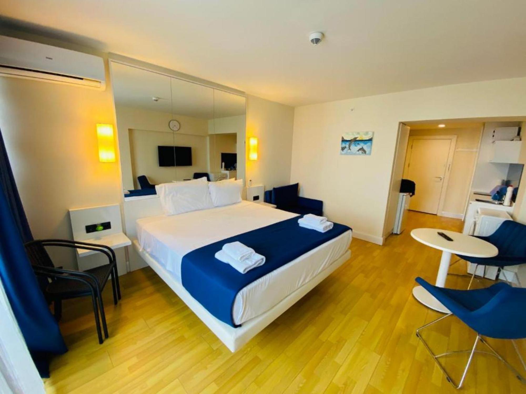 Orbi City Sea View Aparthotel Batumi Exterior photo